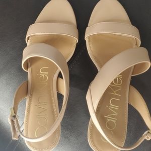 Calvin Klein Tan Sandels
